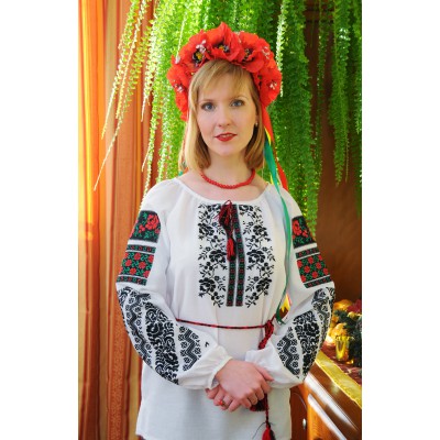 Embroidered blouse "Rose Garden"